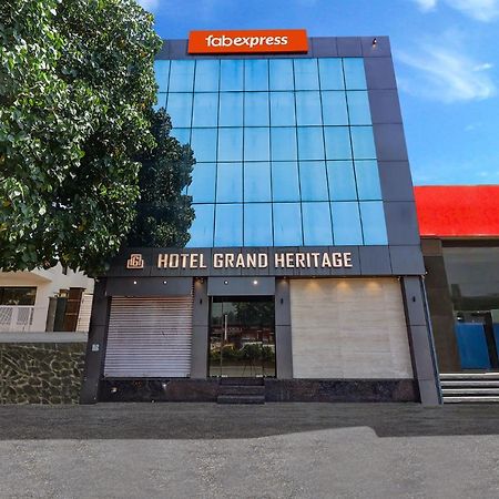 Fabhotel Grand Heritage - Nr Bkc Mumbai Exterior foto